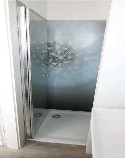 Badezimmer mit Tageslicht